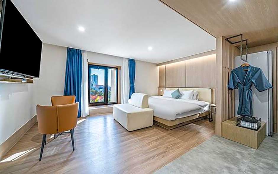 H Avenue Hotel Hwamyeong-dong