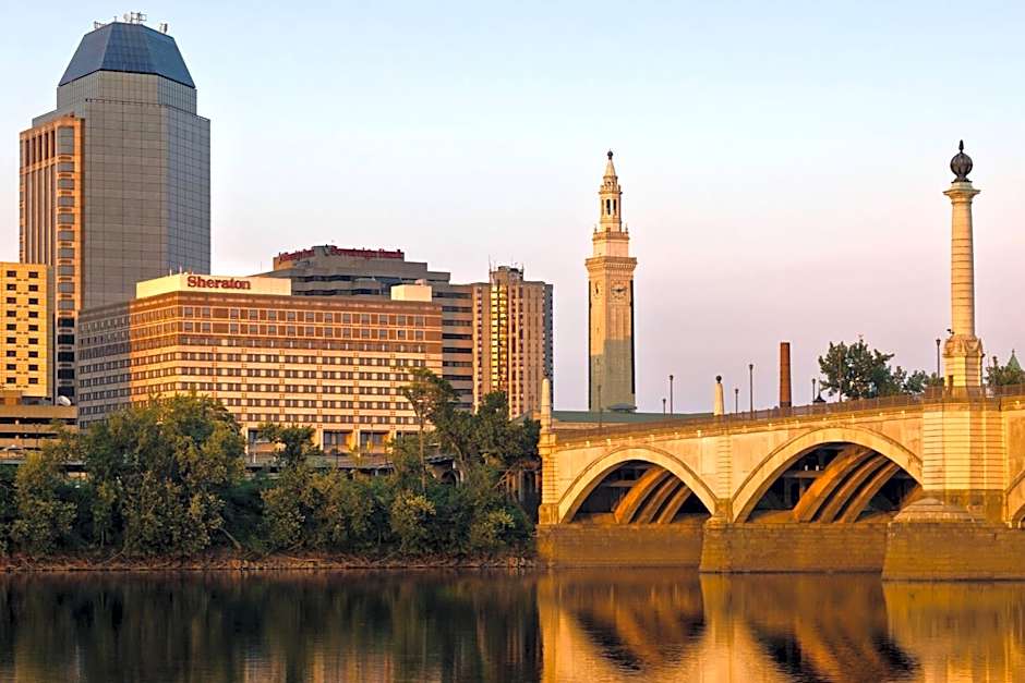 Photo 1 of 26 of Sheraton Springfield Monarch Place Hotel