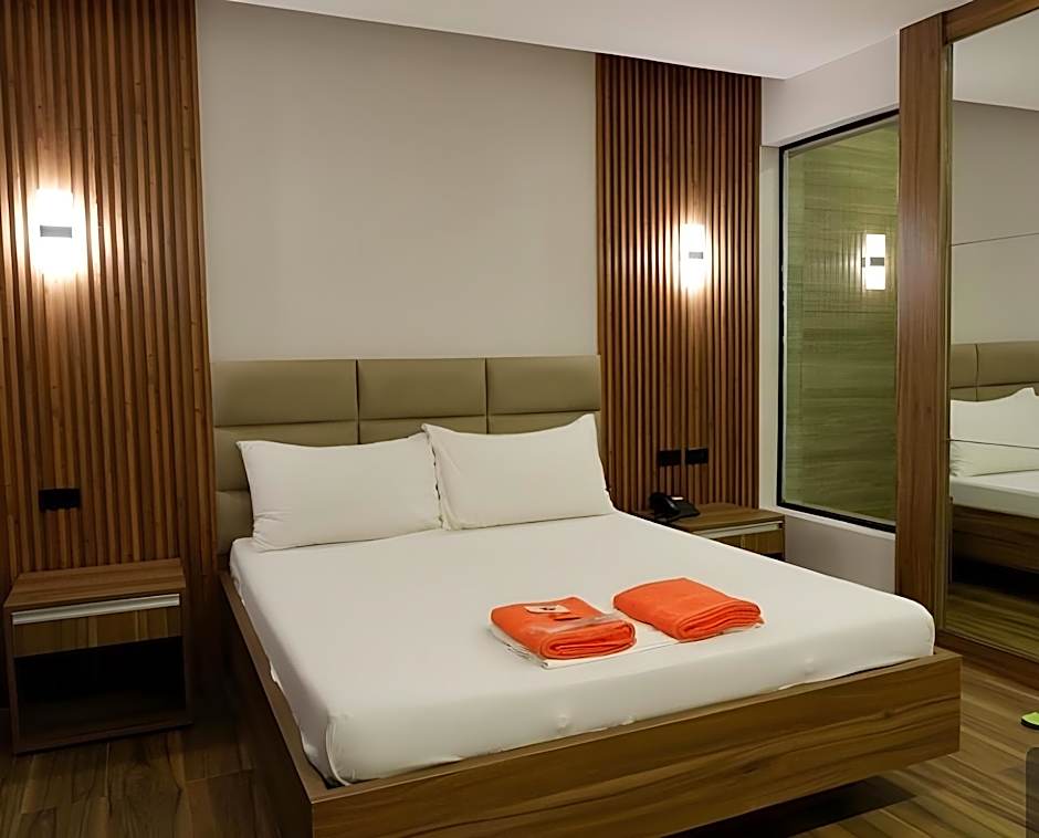 El Vistra Traveller's Inn