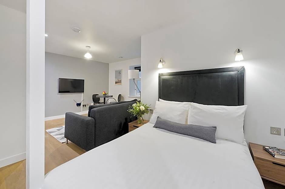 Crane Court by City2Stay