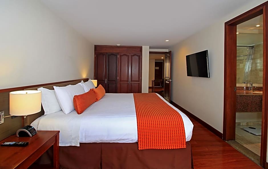 Hotel Windsor House Inn By GEH Suites