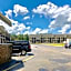 Days Inn by Wyndham Manning