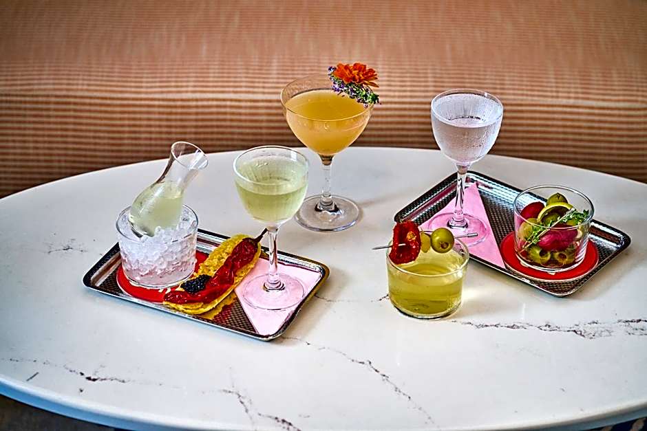 Kimpton Theta New York - Times Square By IHG