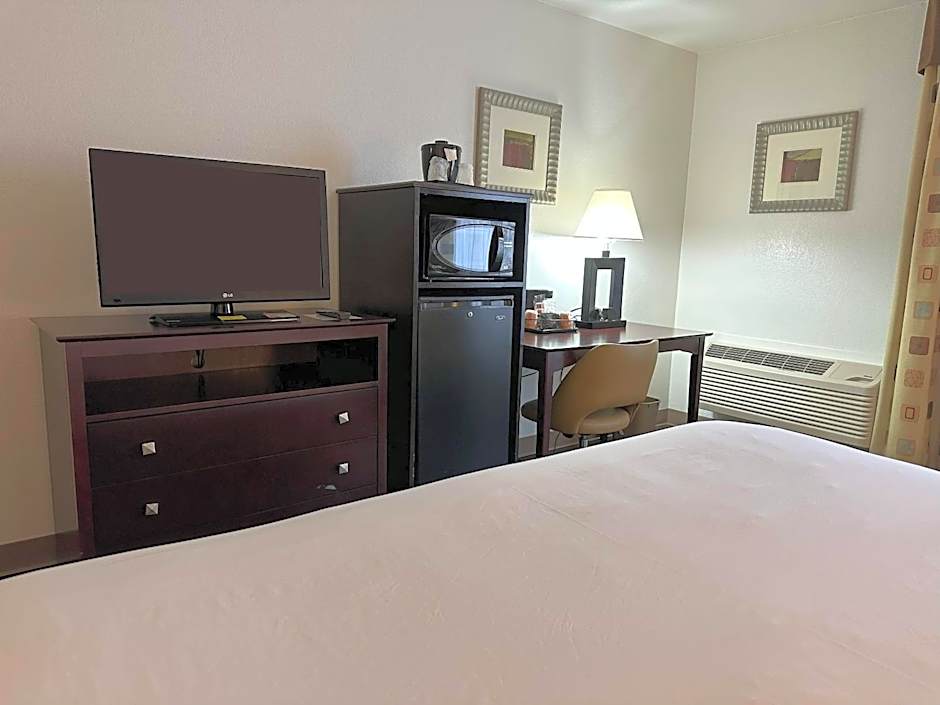 Quality Inn & Suites Everett