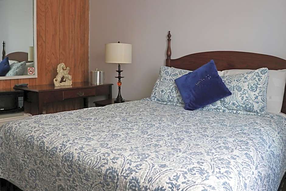 The Falls Family Lodge