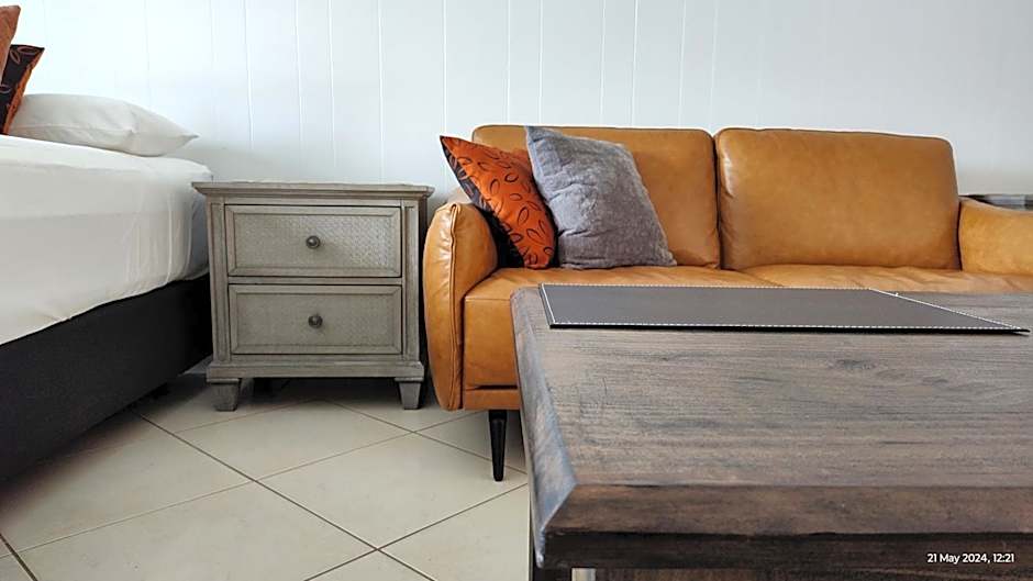 Pacific Palms Motor Inn