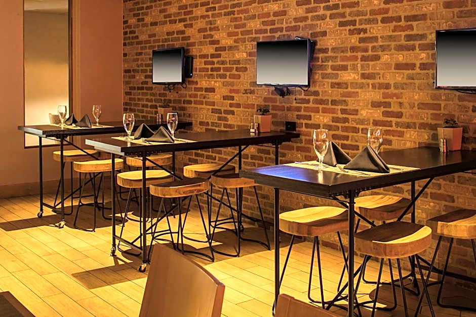 DoubleTree by Hilton Hotel & Suites Pittsburgh Downtown