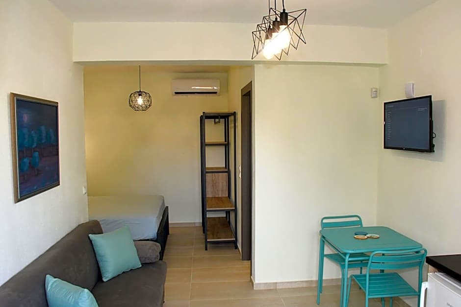 Theano Luxury Suites Nikiti