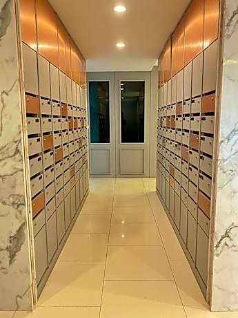 Room For Love@The Blu X