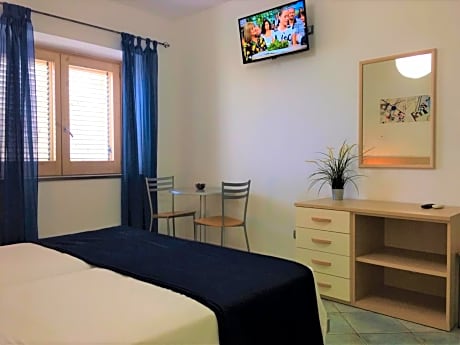 1 Double Bed or 2 Beds