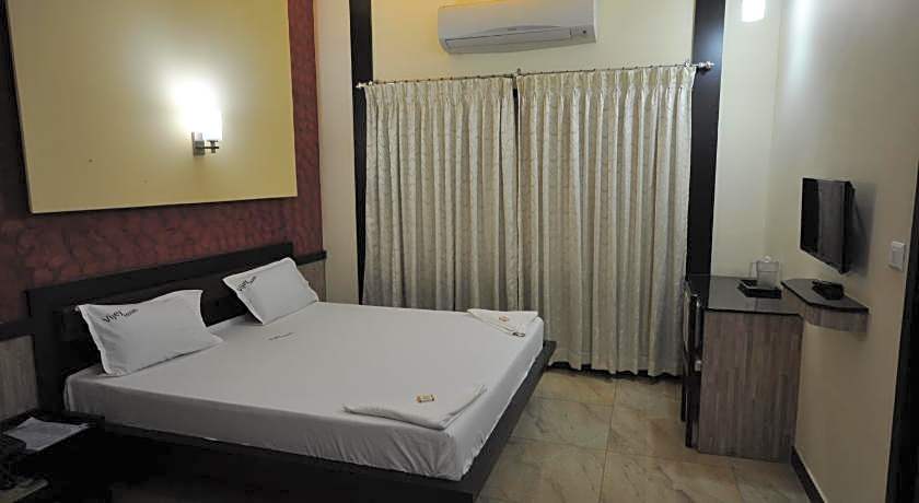 Vijey Hotels - Trichy Central