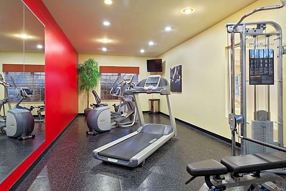 Country Inn & Suites by Radisson, Elgin, IL