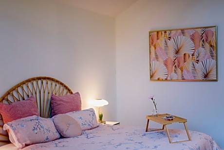 Cottage with Two Person Spa-Bath