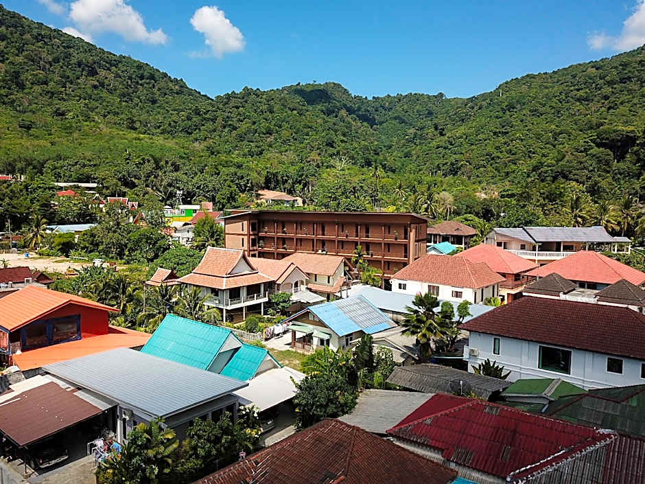 West Key Kamala Apartment