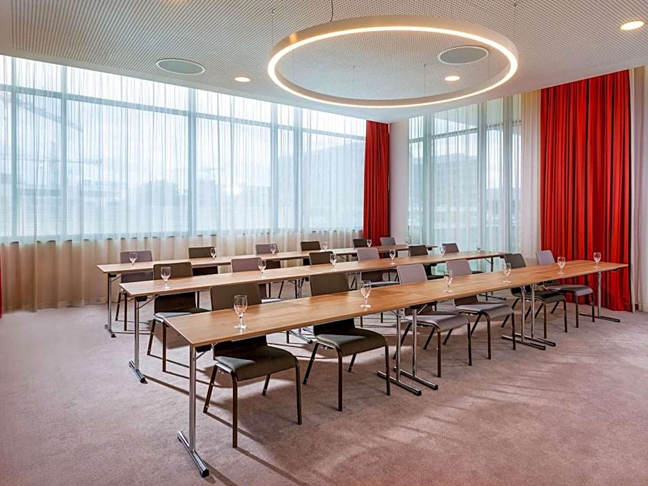 Movenpick Hotel Stuttgart Messe & Congress