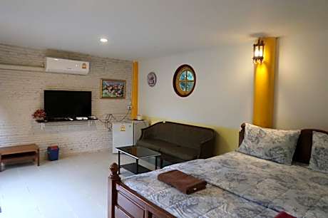 King Room with Pool View