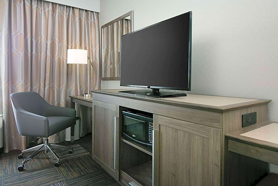 Hampton Inn By Hilton & Suites Mason City