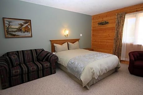 Queen Room with Two Queen Beds