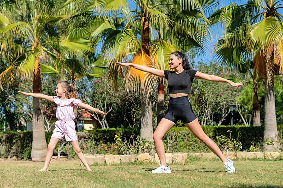 Iz Flower Side Beach Hotel