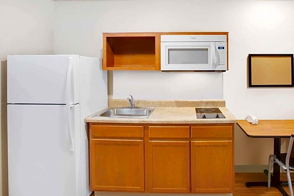 WoodSpring Suites College Station