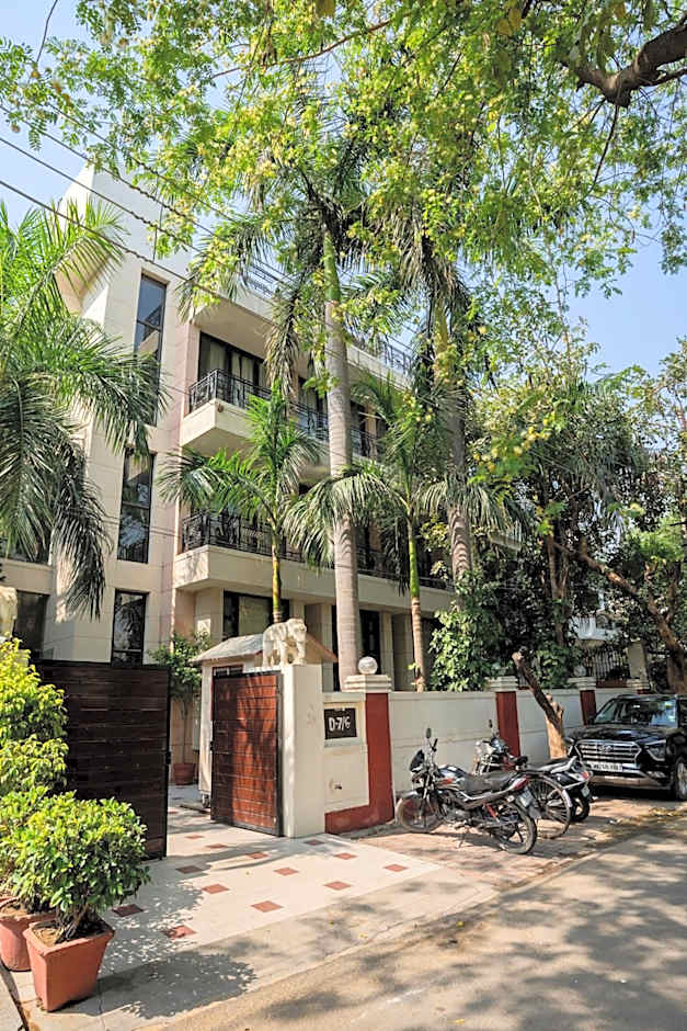 Ahuja Residency Parklane