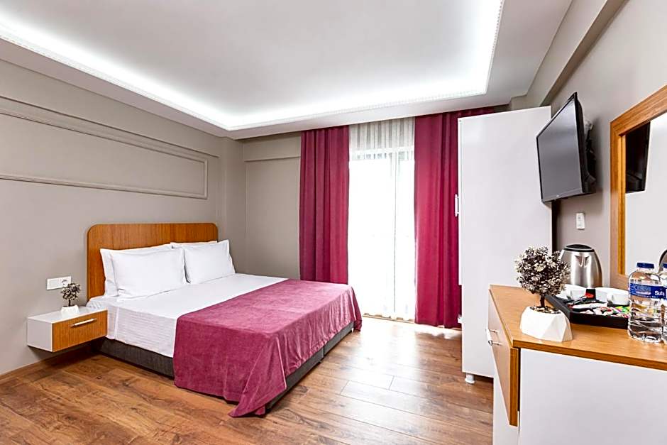 Ria Suites Boutique Hotel