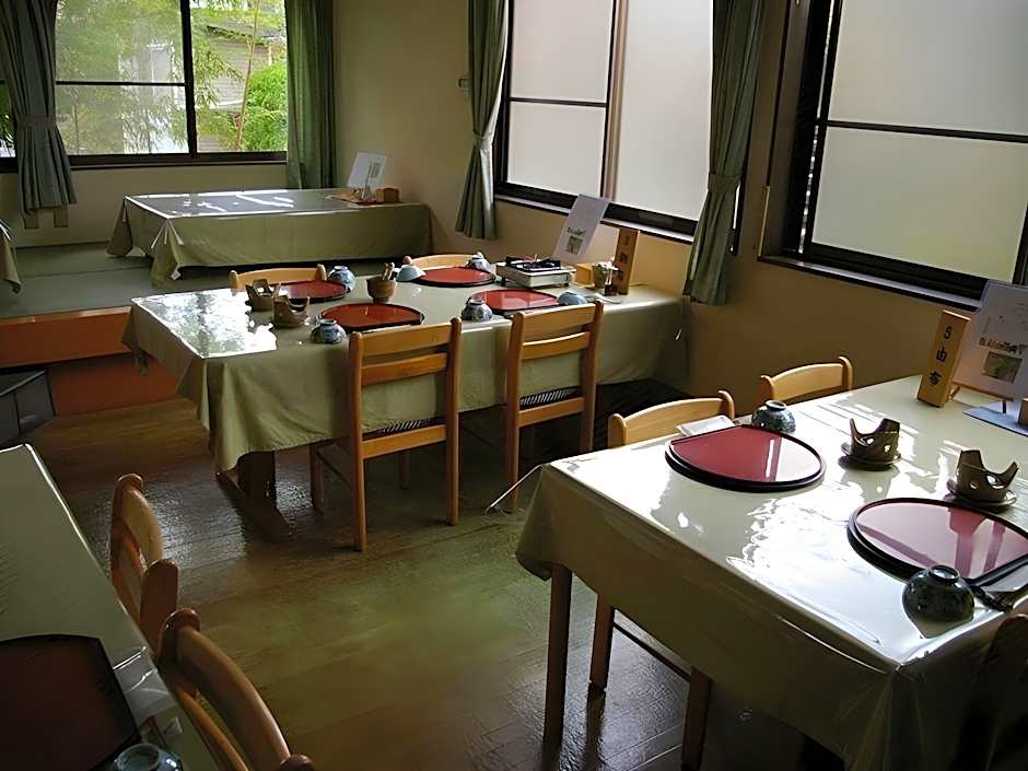 Yufuin Onsen Hasuwa Inn