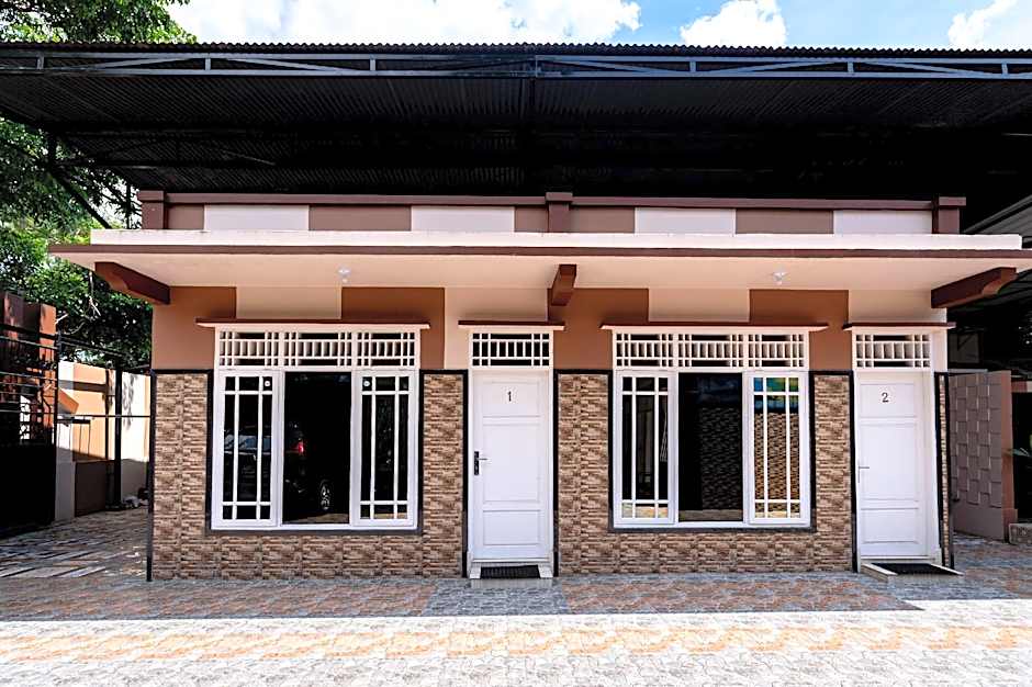 RedDoorz near Universitas Simalungun Pematangsiant