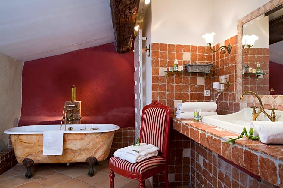 Le Castellas Hotel & SPA - TERITORIA