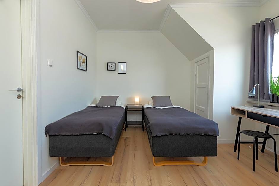 Alyhr Apartments