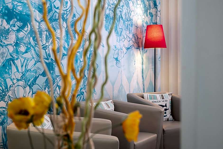 Hotel Parco dei Pini - 100mt dal Mare