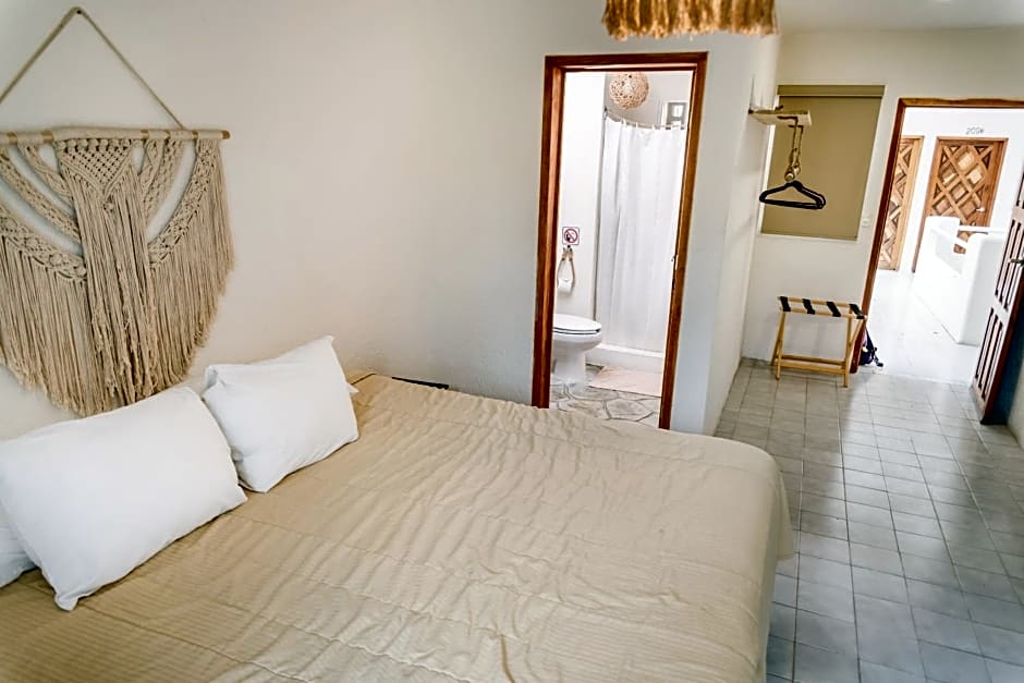 Ahava Hotel