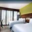 Holiday Inn Express & Suites Santa Ana - Orange County