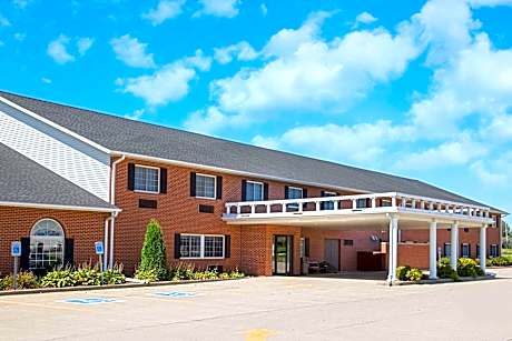 Super 8 by Wyndham New Hampton