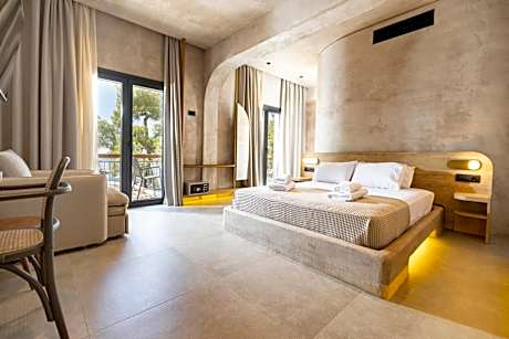 Medusa Luxury Suites