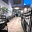 Samel Hotel