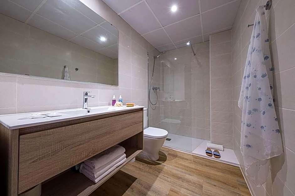 Apartamentos California