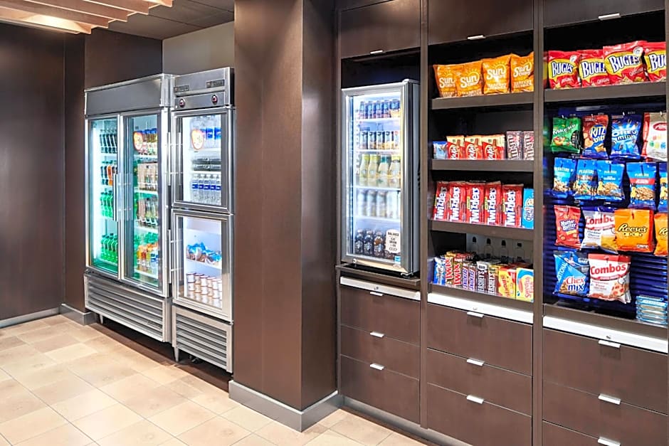 Courtyard by Marriott Newark Downtown