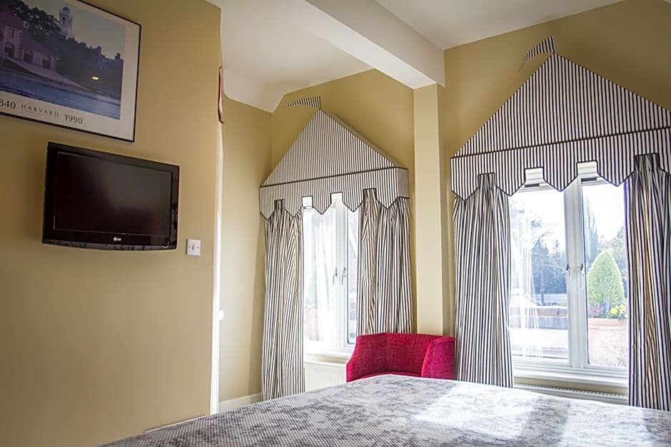Photo 1 of 4 of 1 King Bed