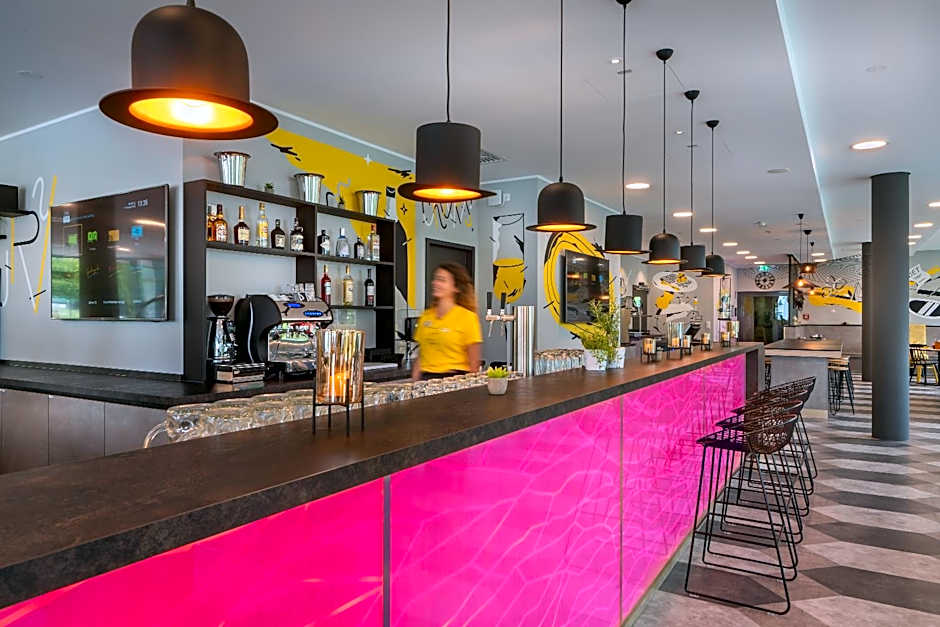 Holiday Inn - The Niu Fury Aschheim Messe By IHG