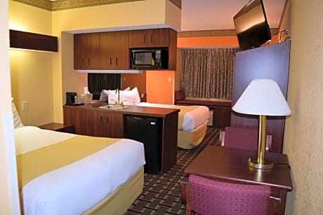 2 Queen Beds Suite Non-Smoking