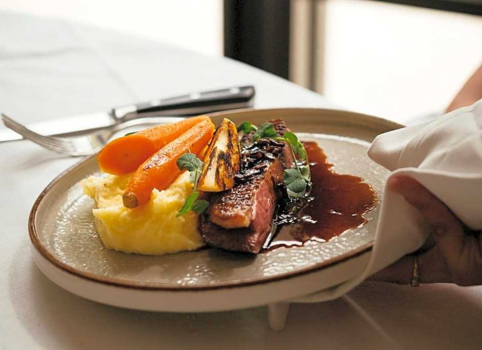 Auberge du Rédier - Logis Hôtels