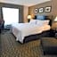 Holiday Inn Express Milford By IHG