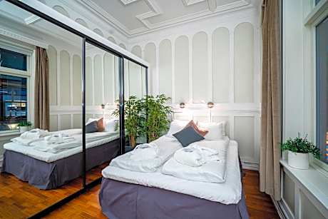 Two-Bedroom Deluxe Apartment with Ocean View