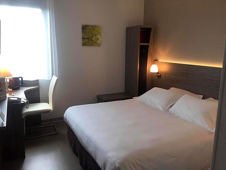 Kyriad Saint Chély d'Apcher - Aire de la Lozère