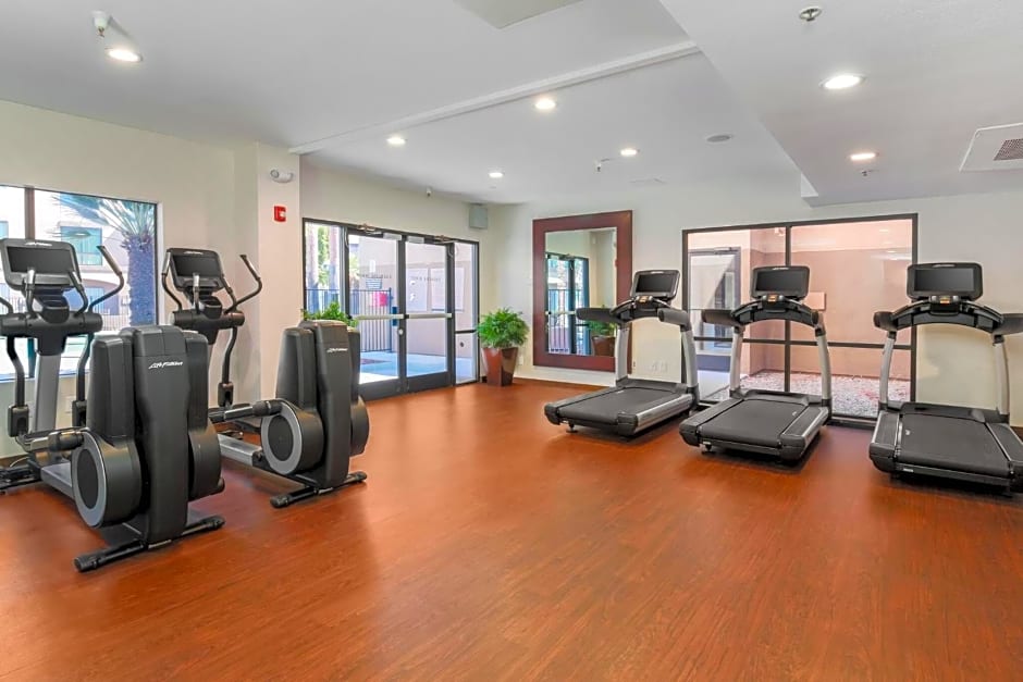DoubleTree Suites by Hilton Sacramento - Rancho Cordova – Rancho Cordova, CA