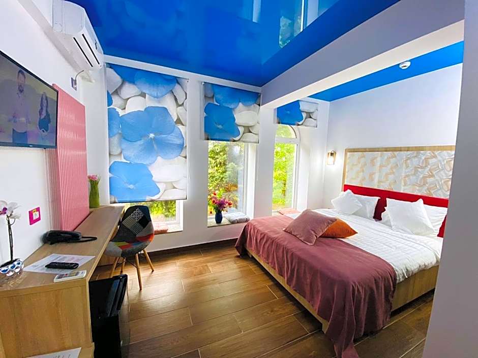 Photo 1 of 12 of Double Room