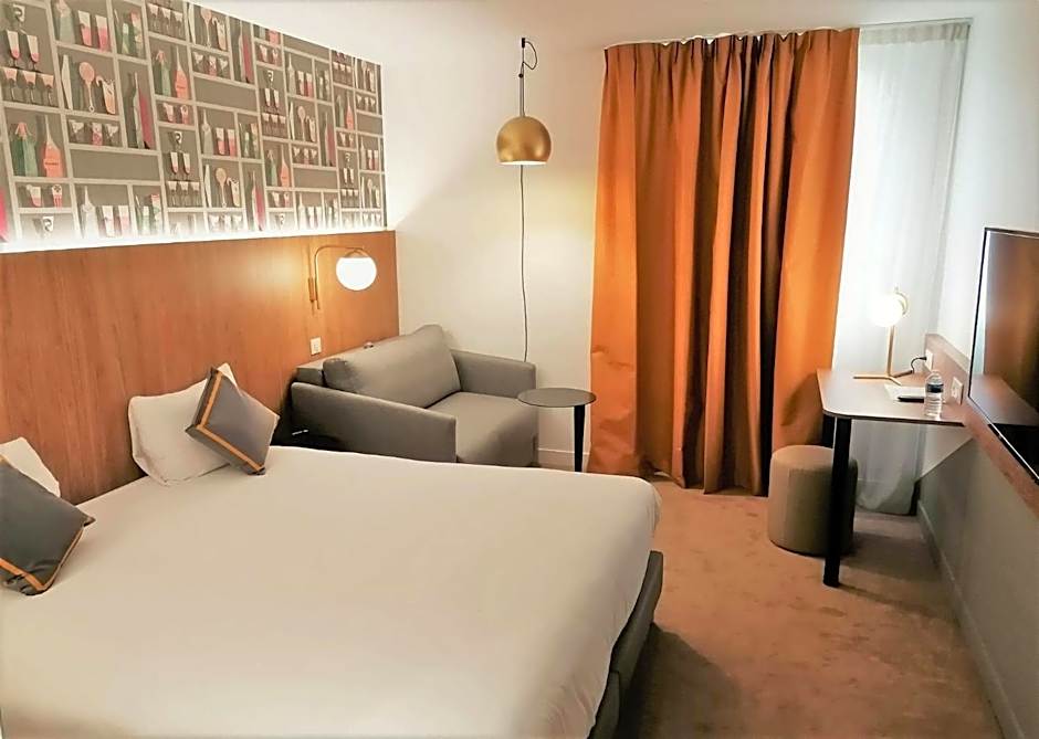 Kyriad Aix Les Milles - Plan de Campagne