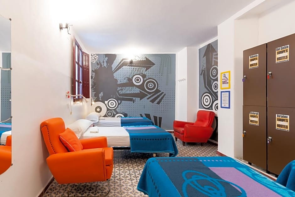 Home Youth Hostel by Feetup Hostels