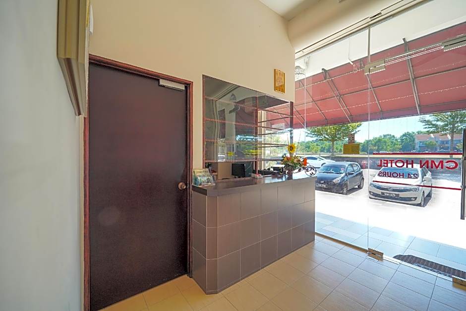 CMN Hotel & Homestay